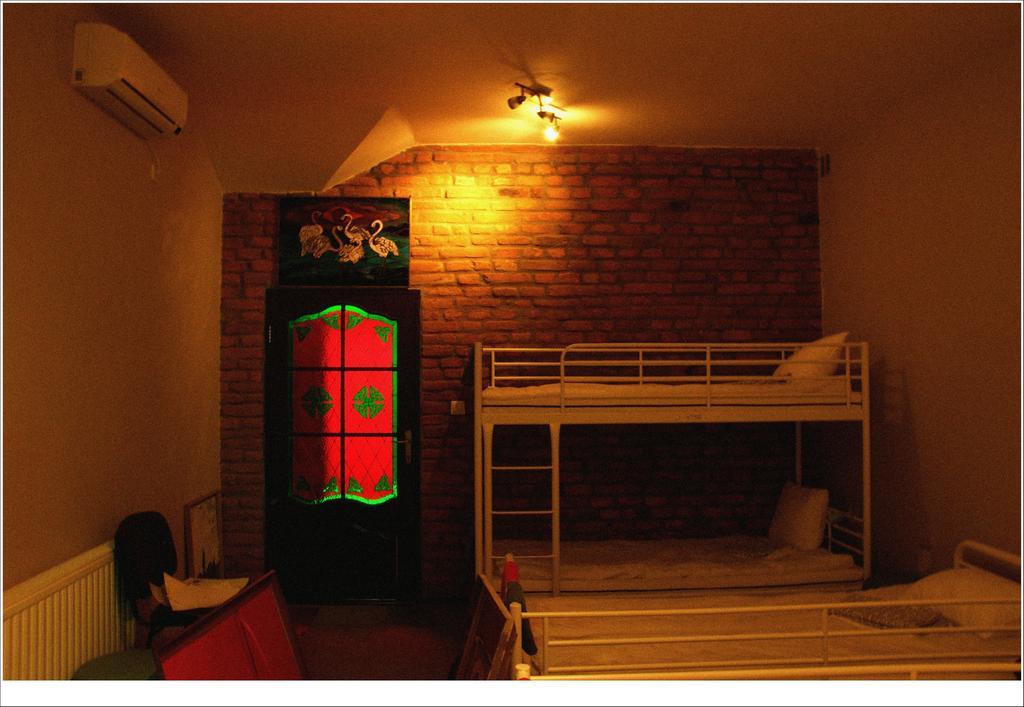 Hostel Egan Oujhorod Chambre photo